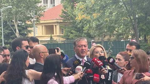 Murat Emir, Yeni Parti Kurulacağını Açıkladı