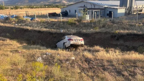 Erzincan'da Trafik Kazası: 6 Yaralı