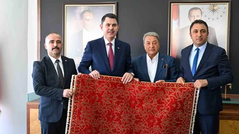 Kuluncak'ta Bakan Kurum'a Teşekkür