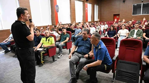 Kütahya'da Polis Memurlarına Oryantasyon Eğitimi