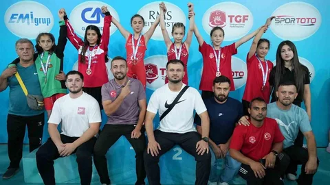 Bilecik'ten Güreş Şampiyonası Başarısı