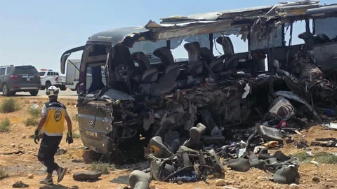 Suriye'de Otobüs Kazası: 35 Ölü, 30 Yaralı