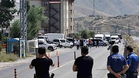 Bitlis'te Şüpheli Paket Alarmı