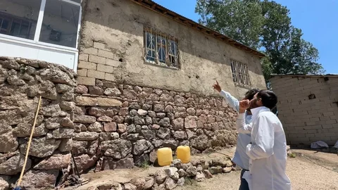 Yüksekova'da Yılan İstilasına Son Verilsin
