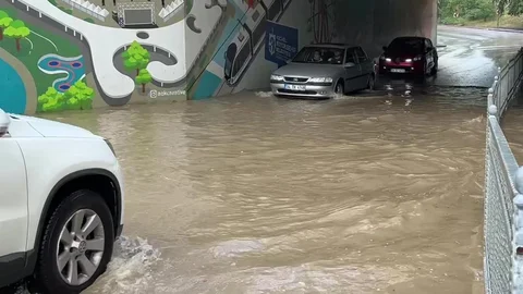 Kocaeli'de Sağanak Yağış Sorun Yarattı