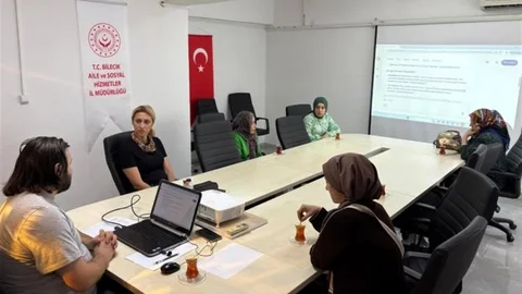 Bilecik’te Ailelere Eğitim Desteği Verildi