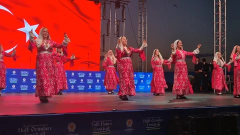 36. Samsun Halk Oyunları Festivali Tamamlandı