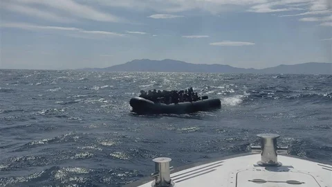Çanakkale Ayvacık'ta 43 Kaçak Göçmen Yakalandı