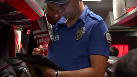Isparta'da 35 Aranan Kişi Yakalandı