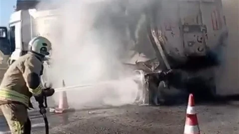 Kahramanmaraş'ta Kamyon Yangını Meydana Geldi