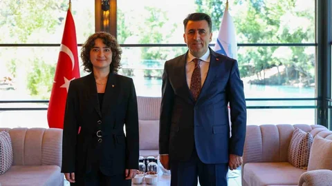 Tunceli'de İlk Kadın Vali Yardımcısı Göreve Başladı