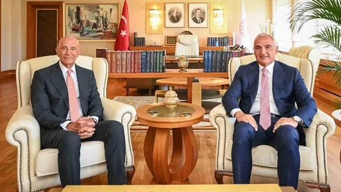 Kültür ve Turizm Bakanı Ersoy ile Büyükelçi Barrack Görüşmesi