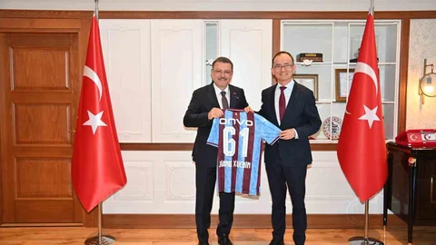 Trabzon'da Çin-Türkiye İlişkileri Gelişiyor