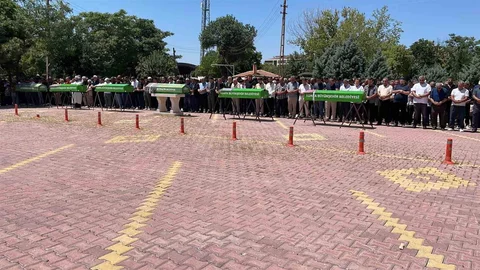 Antalya'da Feci Kaza: 5 Kişi Hayatını Kaybetti