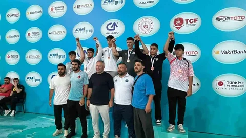 Bursa'da Minikler Güreş Şampiyonası Başarıyla Tamamlandı