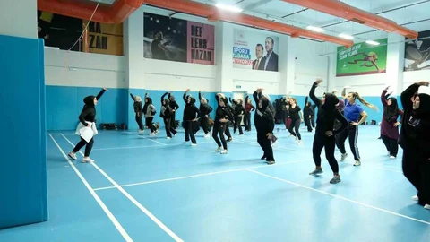 Erzincan'da Yaz Spor Okulları'na Katılım