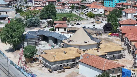Konya'da Mevlevi Dergahı İnşaatı Devam Ediyor