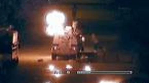 Polis Akrebine Molotoflu Saldırı