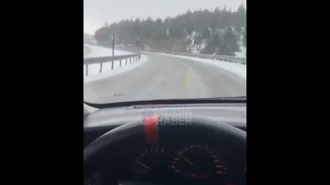 Sertavul Geçidi'nde Kar Yağışı Etkili Olmaya Devam Ediyor