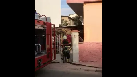 Mersin'de Evde Çıkan Yangın İtfaiye Ekipleri Tarafından Söndürüldü