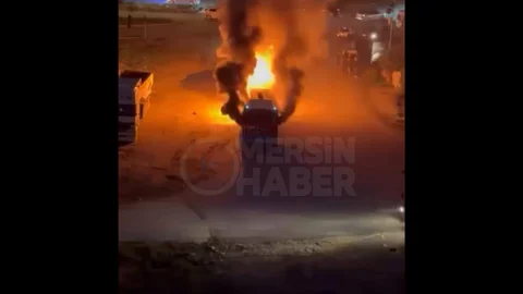 Mersin Toroslar'da Otomobil Alev Aldı