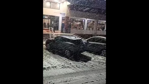 Niğde'de Kar Nedeniyle Yol Kapatıldı