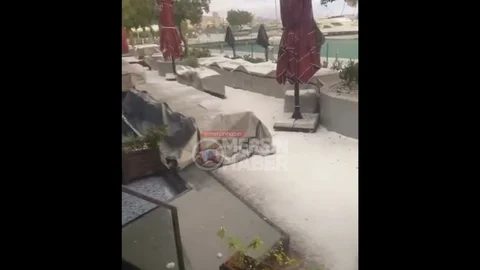 Mersin'de Kar, Dolu ve Yağmur Aynı Anda Yağdı