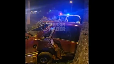 Tarsus'ta D-400 Karayolunda Kaza Oluştu