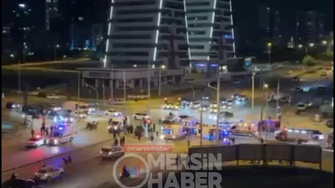 Mersin'de Ambulans Kaza Yaptı, 4 Yaralı