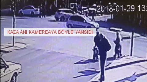 Tarsus'ta Kaza Anı Böyle Görüntülendi, Kazada 1 Çocuk Hayatını Kaybetti