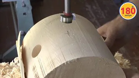 Ahşaptan Uzun Uğraşlarla Yapılan Harika Bir At Arabası Çalışması Videosu