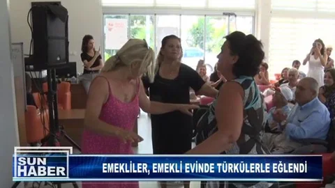 Emekliler, Emekli Evinde Türkülerle Eğlendi