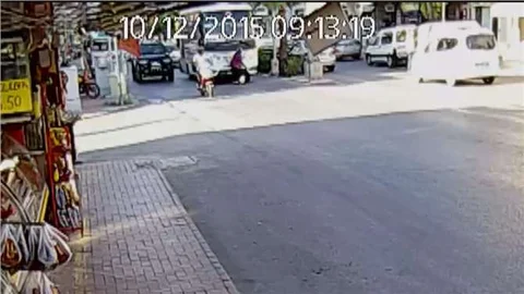 Tarsus'ta Otobüsün Altında Kalan Yaşlı Kadın Hayatını Kaybetti