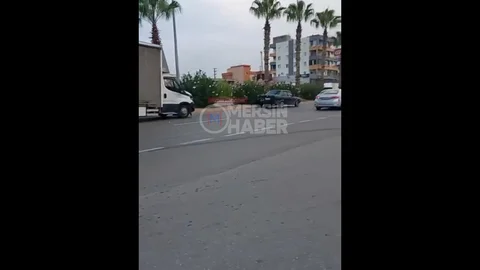 Mersin Erdemli'de Sabah Saatlerinde Gerçekleşen Zincirleme Kazada Maddi Hasar Meydana Geldi