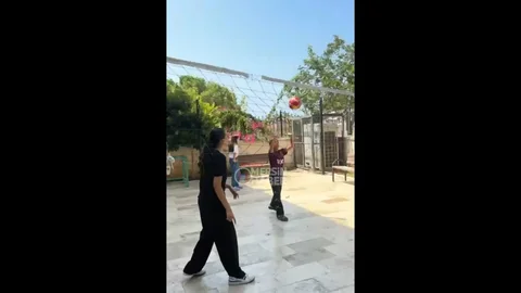 Taşucu'nda Çocuklar Eğleniyor