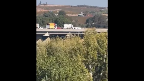 Tarsus'ta Minibüs Devrildi