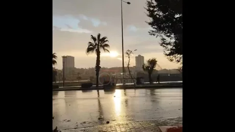 Mersin Limanı'nda Gökkuşağı Görüntüleri Ortaya Çıktı