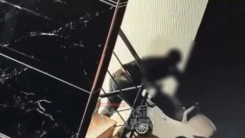 Toroslar'da Hırsızlık Şüphelileri Yakalandı