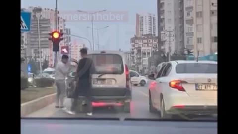 Mersin'de Kırmızı Işıkta Darp Olayında 6 Gözaltı