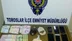 Mersin’de Polis Ekipleri Tarafından Uyuşturucu Hap, Esrar ve Dolar Ele Geçirildi