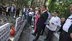Özgür Özel, Manisa’da Kurban Bayramı’nda Şehitlik ve Ferdi Zeyrek’in Mezarı Ziyaretinde Bulundu