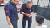 Çorum Sungurlu'da Apartman Çatısında Sıkışan Kuş, İtfaiye Tarafından Kurtarıldı.