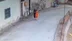 Karabük'te Elektrik Direğindeki Yatak Örtüsü Bir Kadın Tarafından Alındı