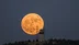 Eskişehir'de Astrofotoğrafçı Murat Oktay, Çilek Dolunayı'nı Fotoğrafladı.