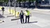 Kastamonu Merkez'de Trafik Polisi, Yürümekte Güçlük Çeken Yaşlı Adama Yardım Etti.