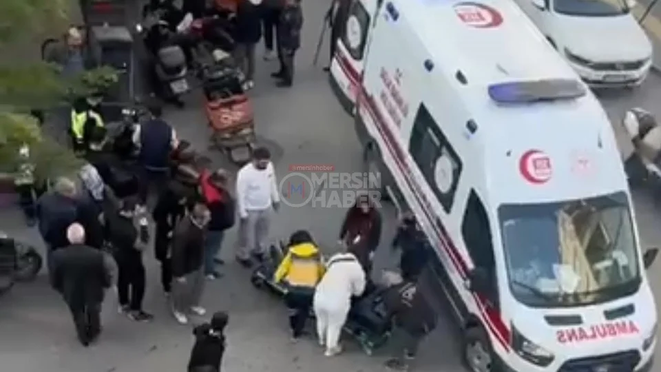 Akdeniz Beşyol’da Trafik Kazası: Otomobil Motosiklete Çarptı, Sürücü Yaralandı!