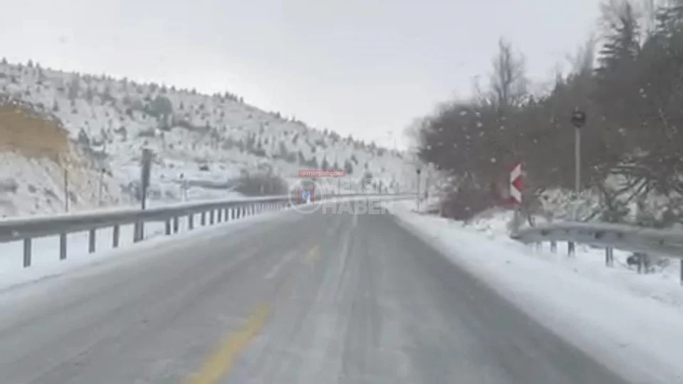 Sertavul Geçidi’nde Kış Mesaisi: Kar Yağışı Etkisini Artırıyor!