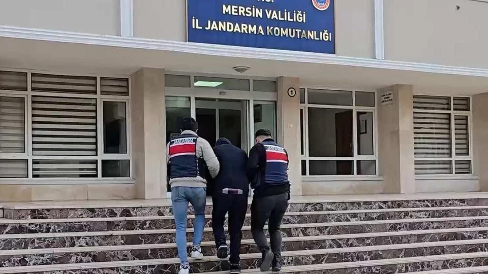 Mersin’de Adeta Suç Makinesi Yakalandı: 101 Kaydı, 36 Yıl Cezası Vardı, Jandarmadan Kaçamadı!