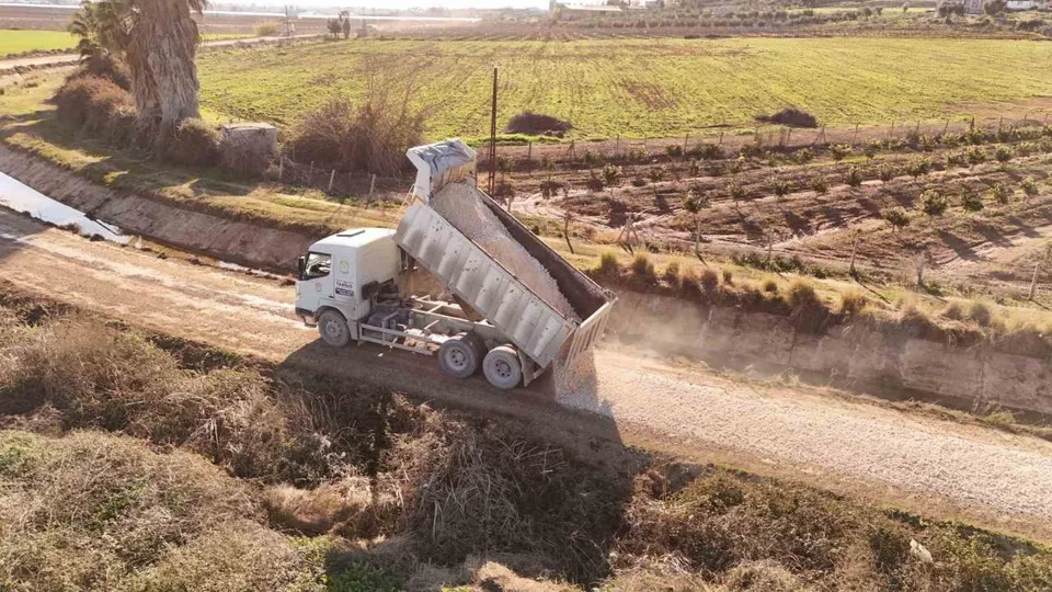 Tarsus Doğa Parkı'na Giden Yol Yenilendi: 4.5 Kilometrelik Malzemeli Yol Bakımı Tamamlandı