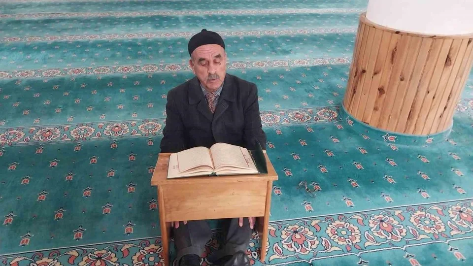 72 Yaşında Hafız Oldu: Mut’ta Osman Semizer Türkiye Üçüncüsü, Mersin Birincisi